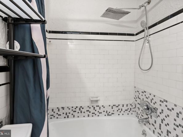 1543 Glen Avenue, Folcroft PA 19032