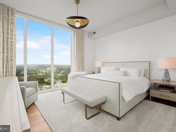 1781 N Pierce Street 2401, Arlington VA 22209
