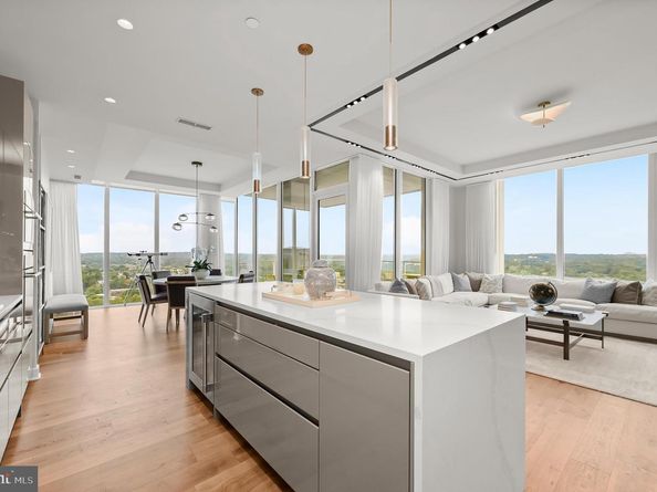 1781 N Pierce Street 2401, Arlington VA 22209