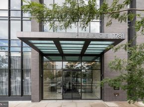 1781 N Pierce Street 2401, Arlington VA 22209