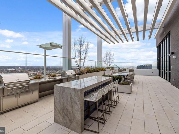 1781 N Pierce Street 2401, Arlington VA 22209