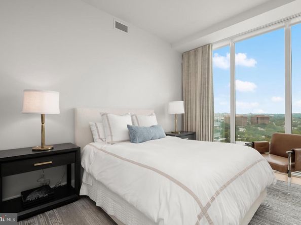1781 N Pierce Street 2401, Arlington VA 22209