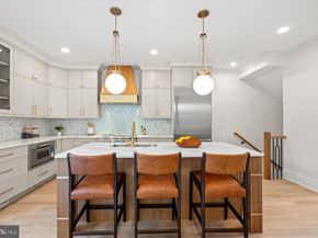 125 N West Street, Alexandria VA 22314