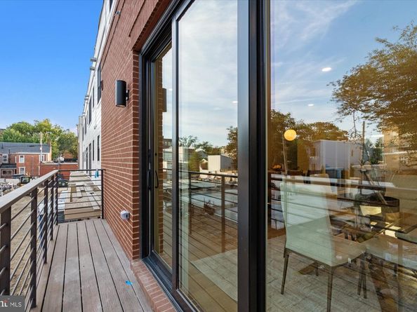 125 N West Street, Alexandria VA 22314