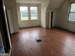 53 E Essex Avenue, Lansdowne PA 19050