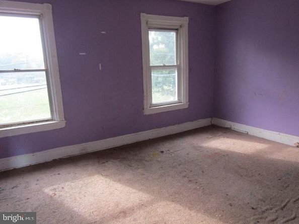 53 E Essex Avenue, Lansdowne PA 19050
