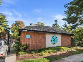 4706 30TH Street S 2153, Arlington VA 22206