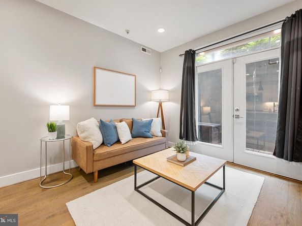 1508 F Street NE 1, Washington DC 20002