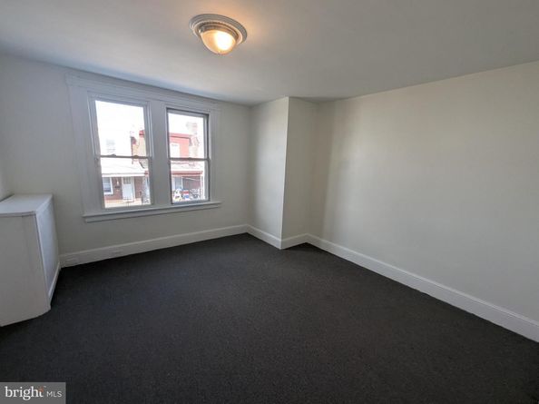 4048 Creston Street, Philadelphia PA 19135