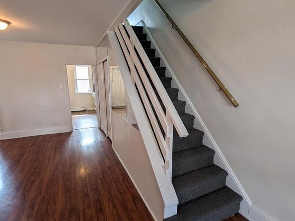 4048 Creston Street, Philadelphia PA 19135
