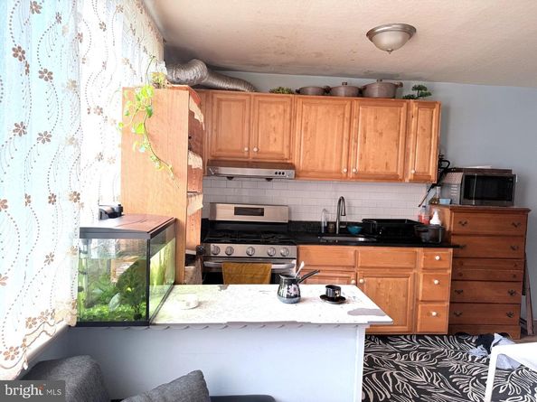 6323 Hegerman Street, Philadelphia PA 19135