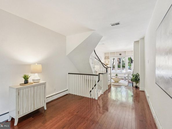 1239 30TH Street NW, Washington DC 20007