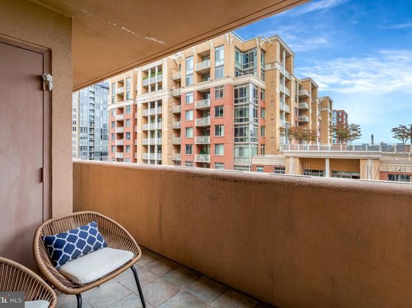 1301 N Courthouse Road 1108, Arlington VA 22201
