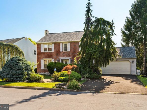 50 Stardust Drive, Southampton PA 18966