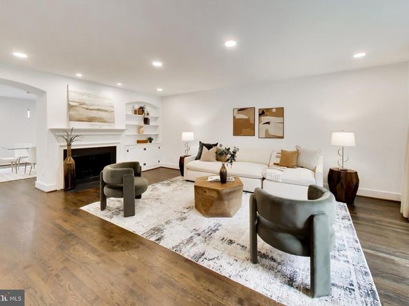 704 Blueberry Hill Road, Mclean VA 22101