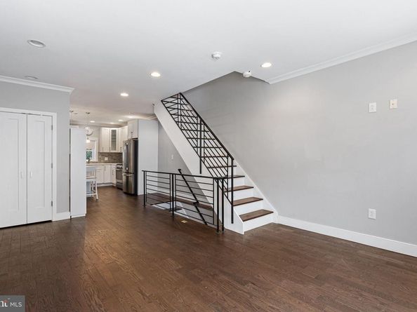 1831 Manton Street, Philadelphia PA 19146
