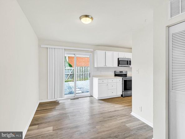 226 N Auburn Drive, Sterling VA 20164