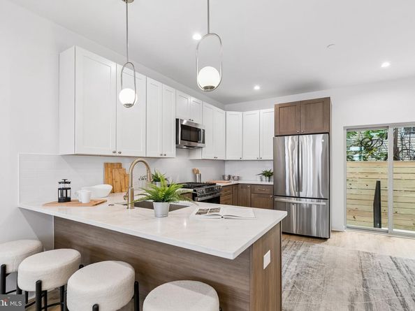 2708 Latona Street, Philadelphia PA 19146