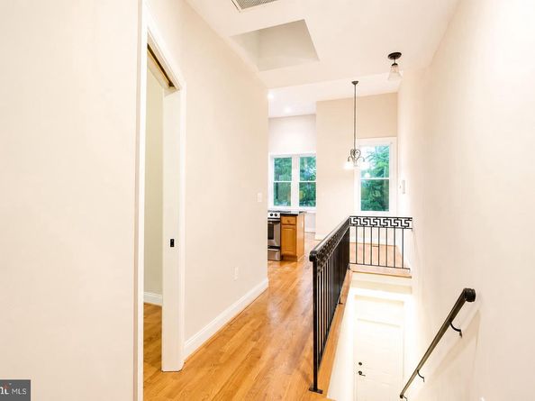 1911 8TH Street NW, Washington DC 20001