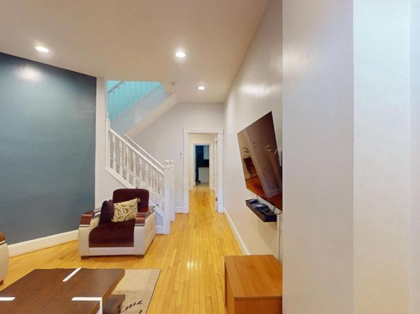 1525 King Street, Alexandria VA 22314