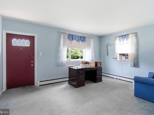 3002 Greenway Boulevard, Falls Church VA 22042