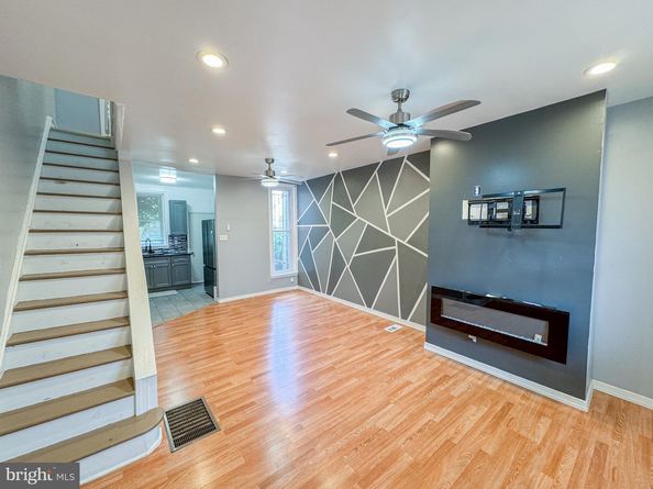 1217 S Peach Street, Philadelphia PA 19143