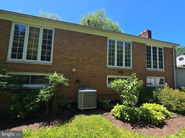 1805 Great Falls Street, Mclean VA 22101