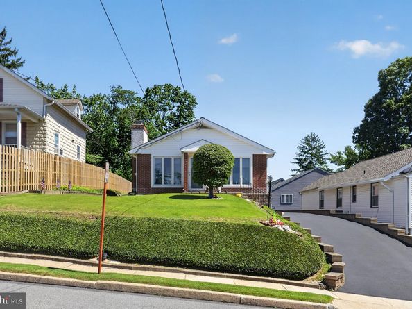 2521 Franklin Avenue, Broomall PA 19008