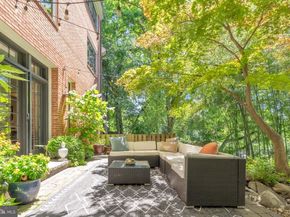 2803 Arizona Terrace NW, Washington DC 20016