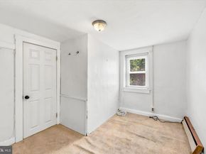 165 Levering Street, Philadelphia PA 19127