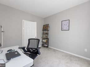4852 Eisenhower Avenue 338, Alexandria VA 22304