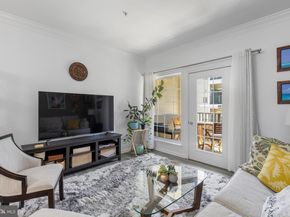 4852 Eisenhower Avenue 338, Alexandria VA 22304
