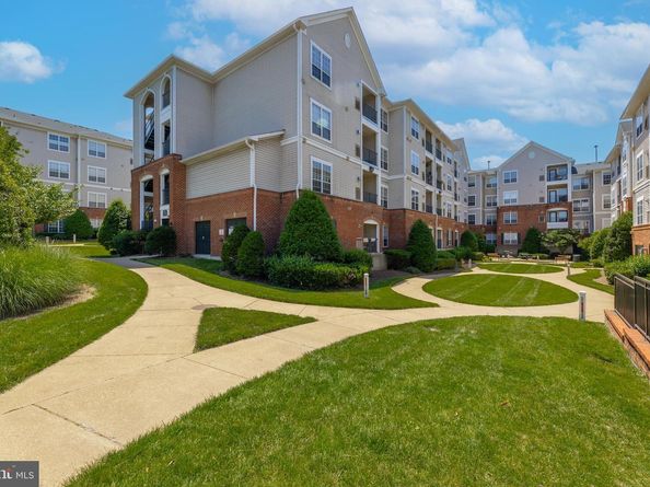 4852 Eisenhower Avenue 338, Alexandria VA 22304