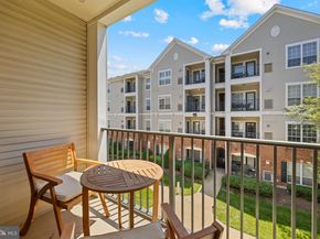 4852 Eisenhower Avenue 338, Alexandria VA 22304