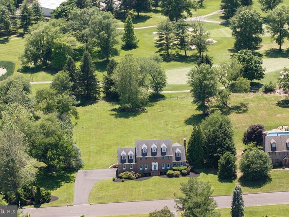 48 Bobbie Drive, Ivyland PA 18974