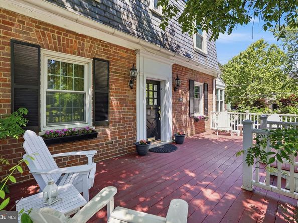 6010 34TH Place NW, Washington DC 20015