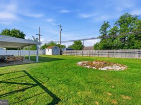 95 Cardinal Road, Levittown PA 19057