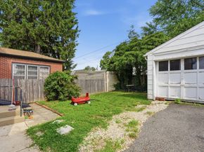 4686 State Road, Drexel Hill PA 19026
