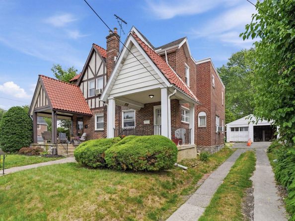 4686 State Road, Drexel Hill PA 19026