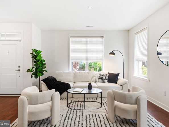 101 Brinley Court, Philadelphia PA 19146