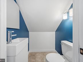 2452 Arlington Avenue, Abington PA 19001