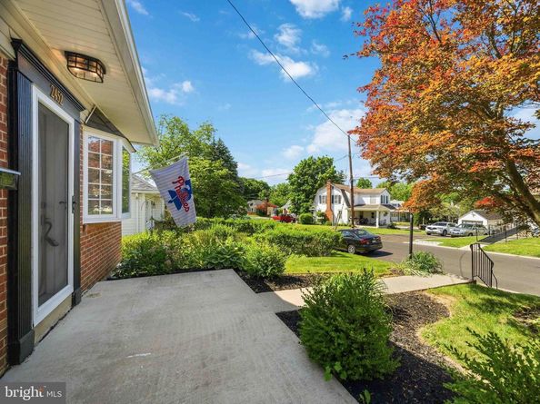 2452 Arlington Avenue, Abington PA 19001