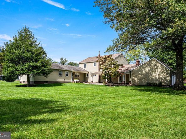 113 Glenwood Drive, Washington Crossing PA 18977