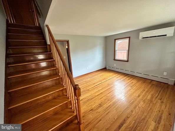 320 Barclay Avenue, Morrisville PA 19067