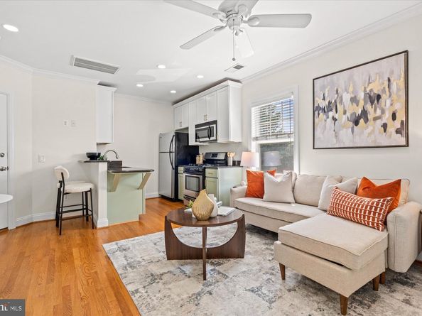 409 E Raymond Avenue 6, Alexandria VA 22301