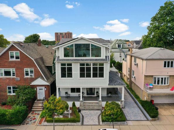 71 King Ave, Weehawken NJ 07086