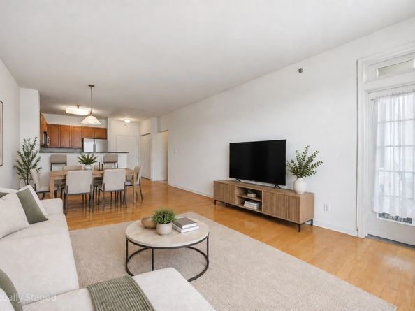 15 Enterprise Ct 105, Jersey City NJ 07305