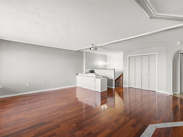 1603 Harmon Cove Tower 1603, Secaucus NJ 07094