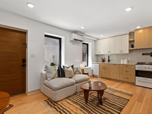 322 Princeton Ave Unit ADU, Jersey City NJ 07305