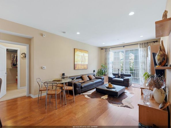 443 2nd St 313, Jersey City NJ 07302